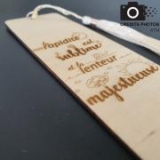 Marque-pages en bois ou signet